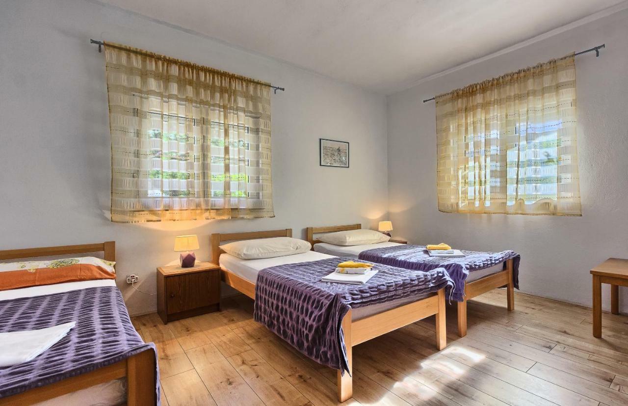 Apartments Milenka Трогир Экстерьер фото
